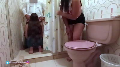 Enfimyè jwenn doktè kap fout pasyan nan twalèt lopital / PATI 1 / NicoleLondrawer / Chiquicandy